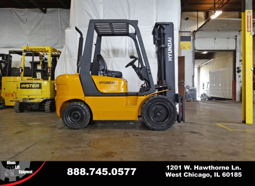 2006 Hyundai HDF30-5 Forklift on Sale in Michigan