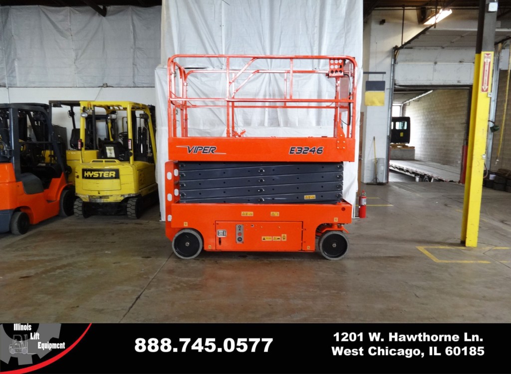 2015 Viper E3246 Scissor Lift on Sale in Michigan