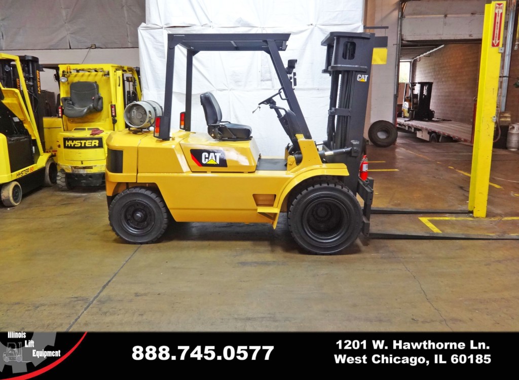 1998 Caterpillar GP40 Forklift on Sale in Michigan 