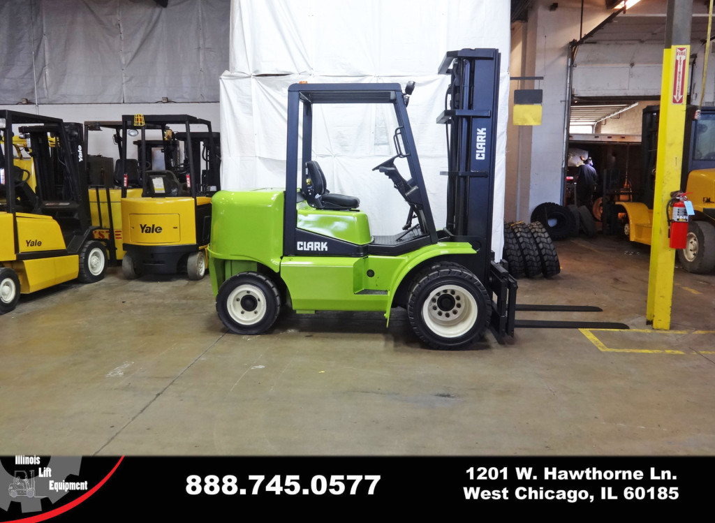 1999 Clark CGP40 Forklift on Sale in Michigan