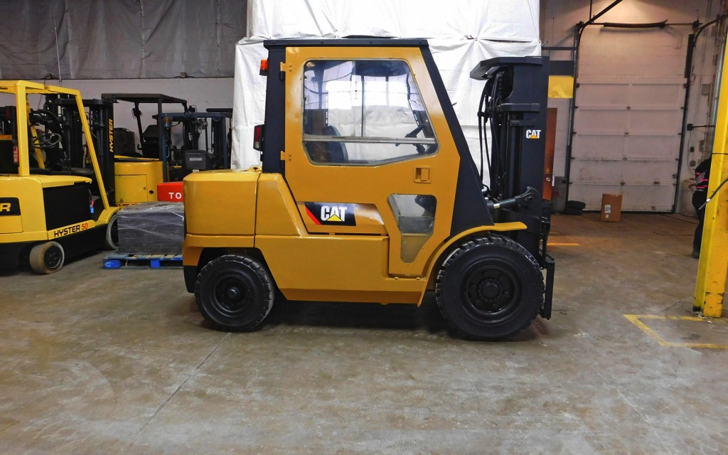 2006 Caterpillar DP45K Forklift on Sale in Michigan