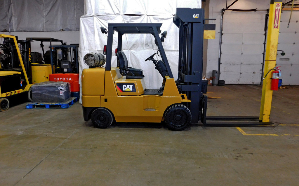 2007 Caterpillar GC40K Forklift on Sale in Michigan