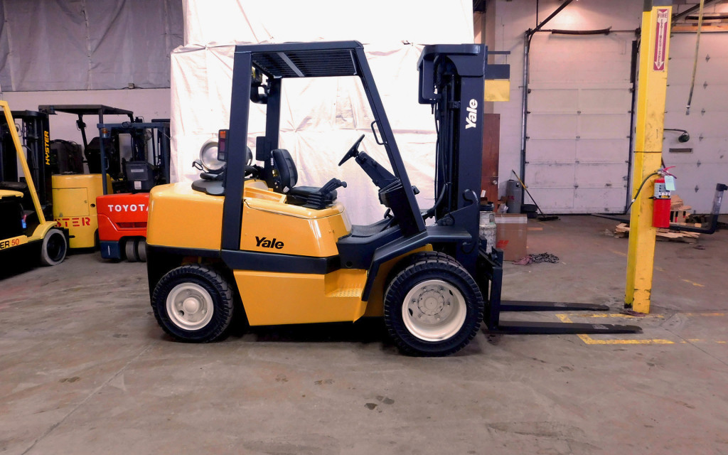  2004 Yale GLP080 Forklift on Sale in Michigan