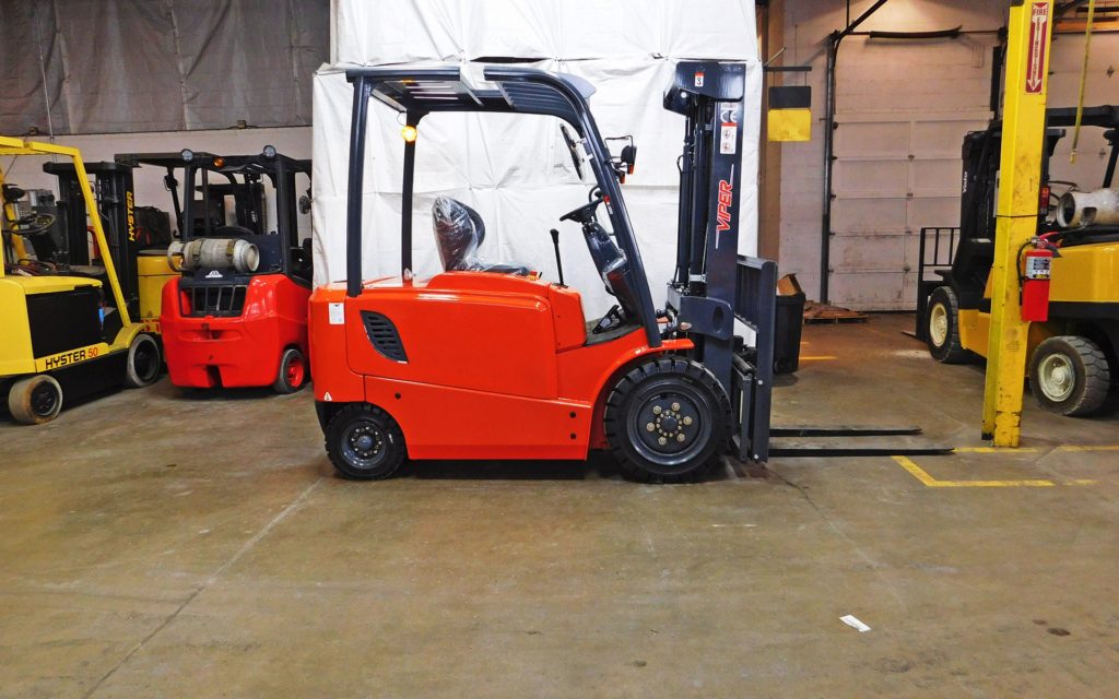  2016 Viper FB35 Forklift on Sale in Michigan