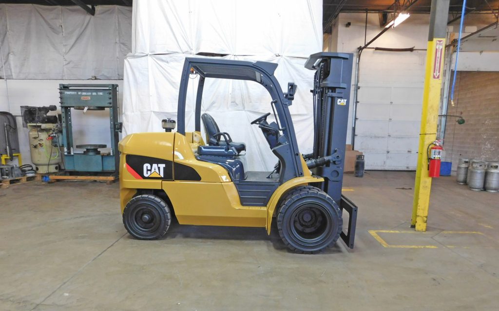  2010 Caterpillar PD10000 Forklift on Sale in Michigan