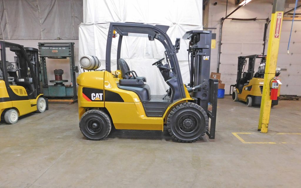  2011 Caterpillar P8000 Forklift on Sale in Michigan