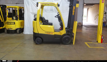 2009 Hyster S55FTS Forklift on Sale in Michigan