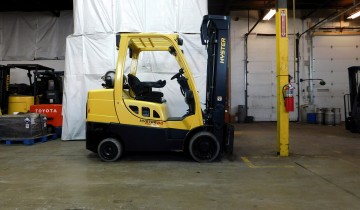 2011 Hyster S80FT Forklift on Sale in Michigan